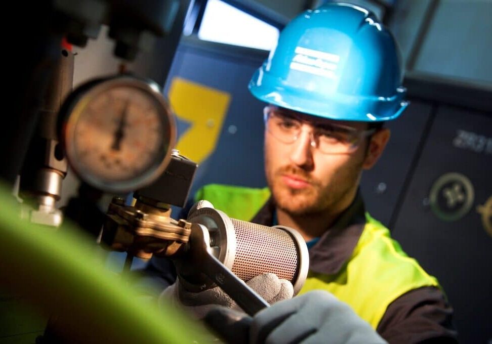 Water in Compressed Air Lines Causes and How to Fix It